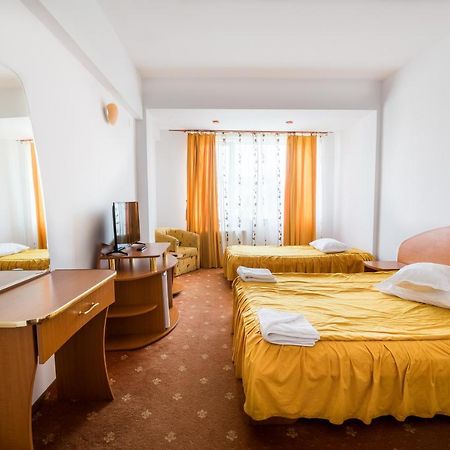Hotel Atlantis Tulcza Zewnętrze zdjęcie