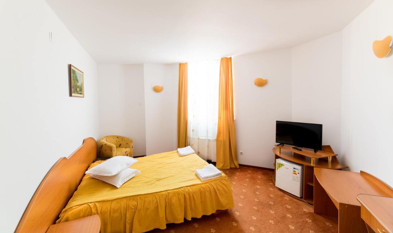 Hotel Atlantis Tulcza Zewnętrze zdjęcie